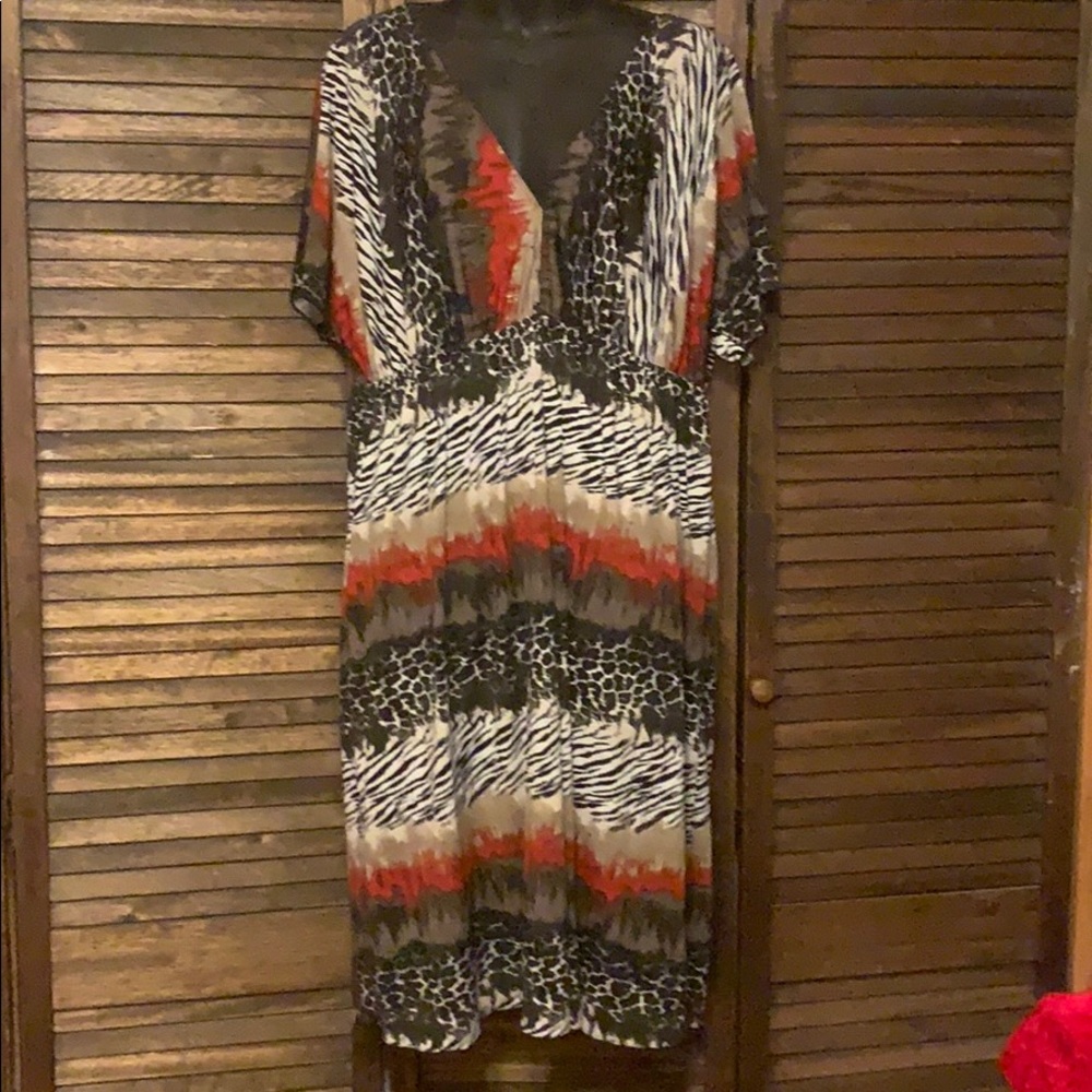 Super cute ladies dress.